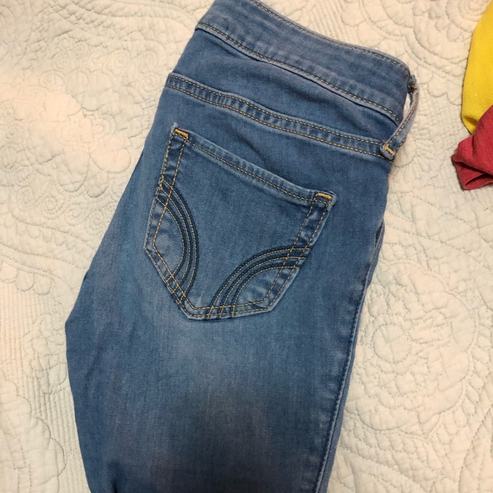 Hollister jeans(sold)